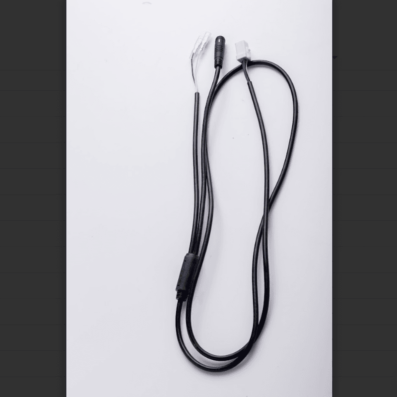 Motorkabel m/ inngang til frontlys, -> 2023